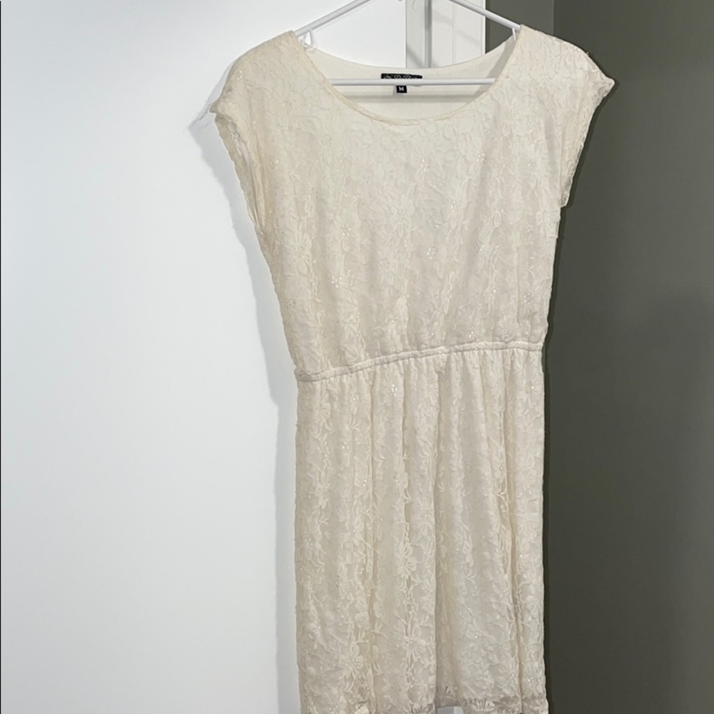 White lace dress